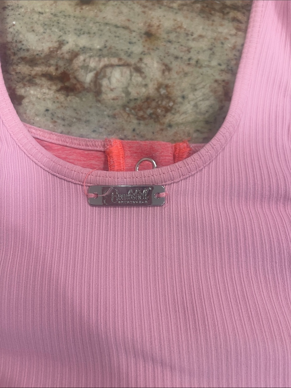 Bombshell Sportswear - Women’s Pink Ribbed Knot Front Tank Top S:L - Picture 3 of 5